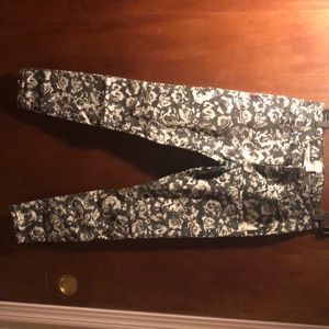 Forever 21 black and white floral pants